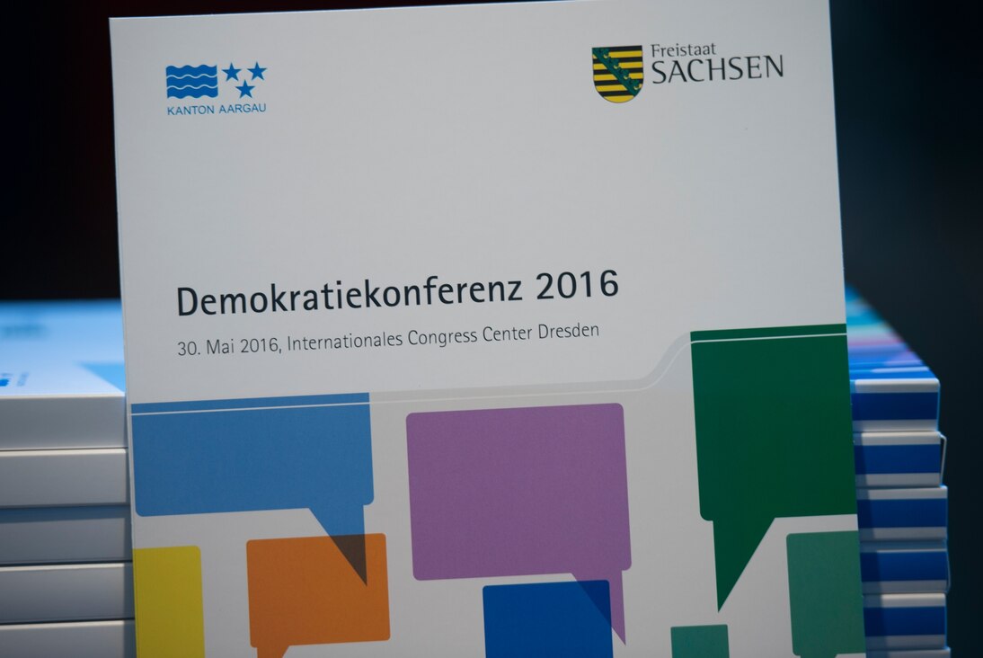 Broschüre zur Demokratiekonferenz